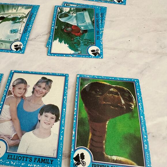Vintage 1982 E.T. Trading Cards InComplete Set 1-87 Topps Good Condition - Picture 7 of 8